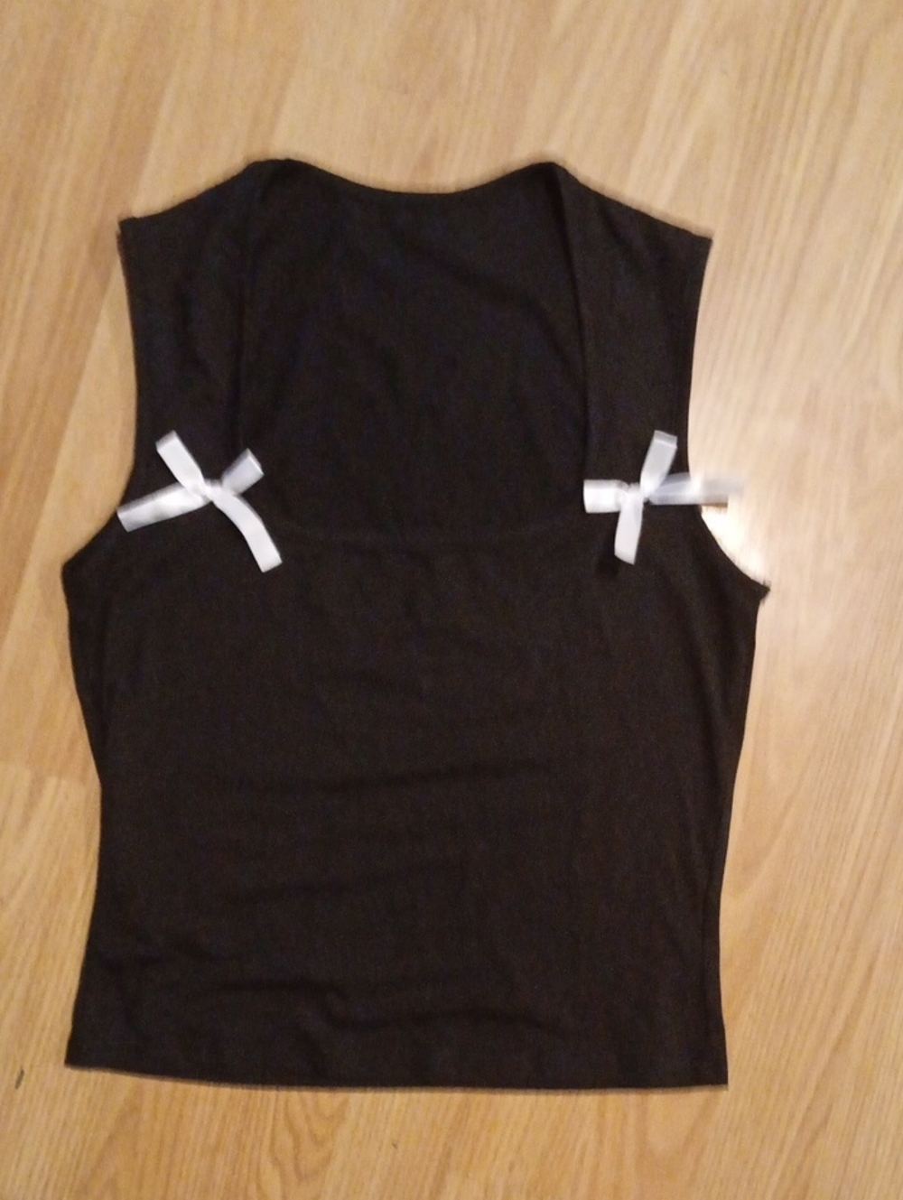 Black Sleeveless Tank Top with White Bow Details